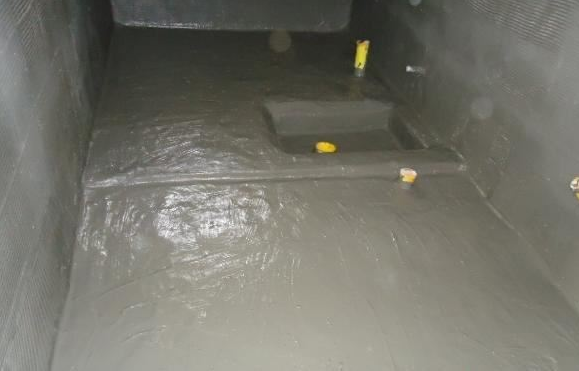 聚合物水泥基防水涂料如何使用？